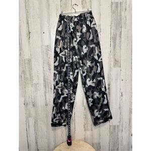 Camo cargo pants